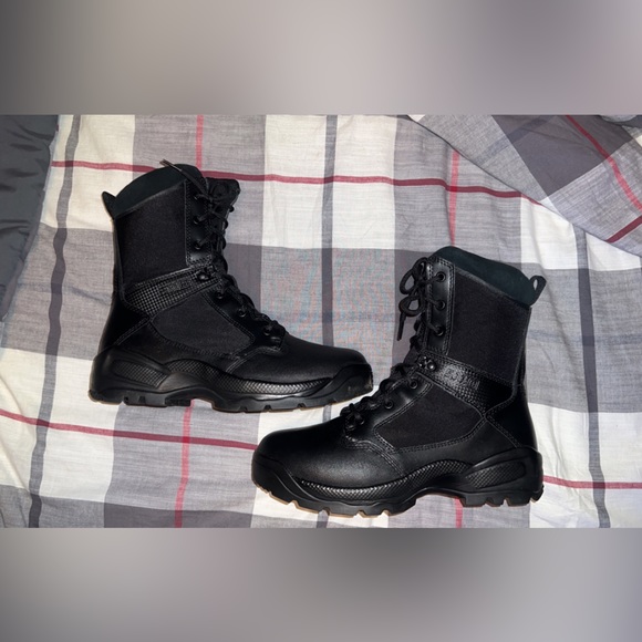 5.11 Tactical ATAC 2.0 8” Side Zip Boot - Picture 1 of 4